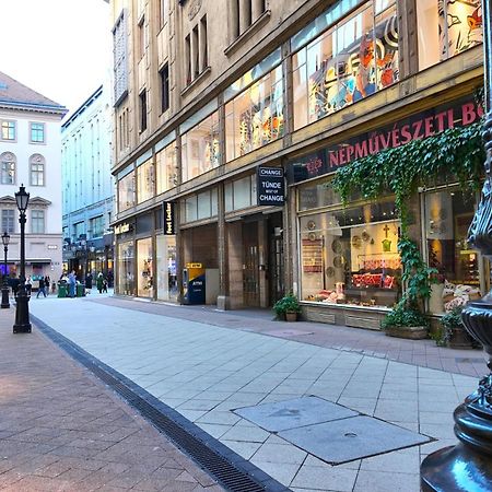 Central Apartman Budapest Eksteriør bilde