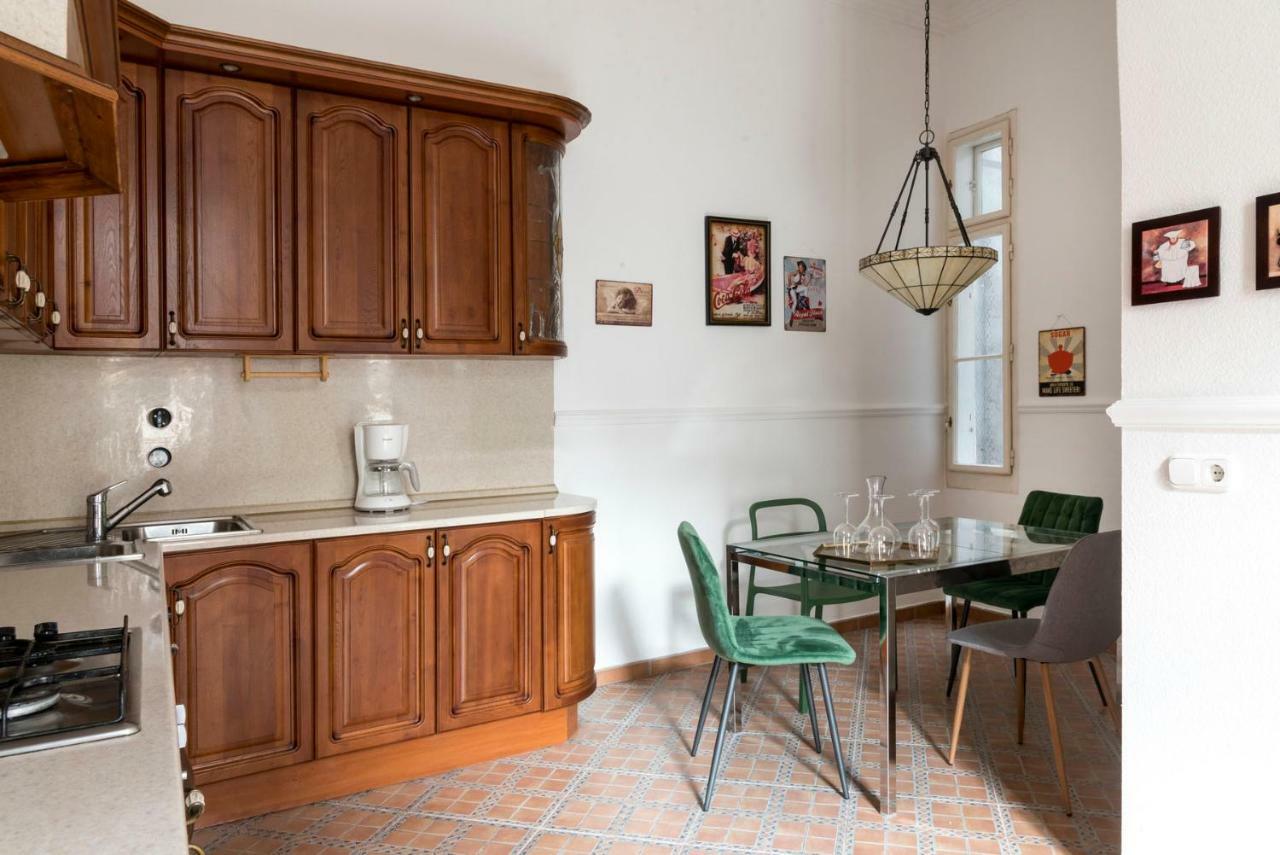 Central Apartman Budapest Eksteriør bilde
